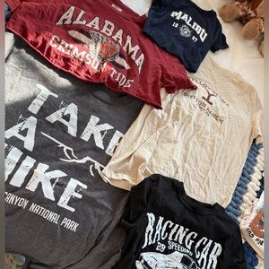T SHIRT BUNDLES
3-5 PIECES
AMERICAN EAGLE, GARAGE, PACSUN, VINTAGE